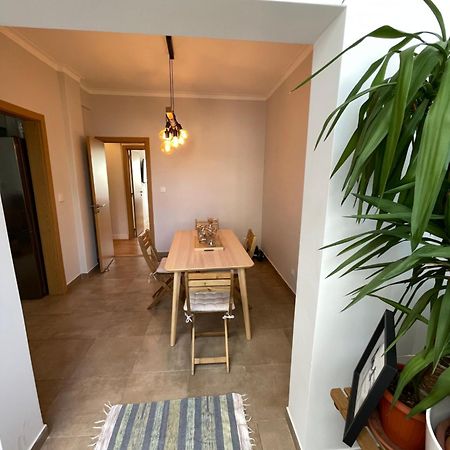 Quarto De Casal Close To Lisbon Flat Equipado Алмада Экстерьер фото