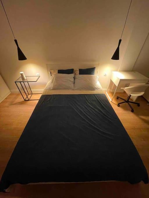 Quarto De Casal Close To Lisbon Flat Equipado Алмада Экстерьер фото